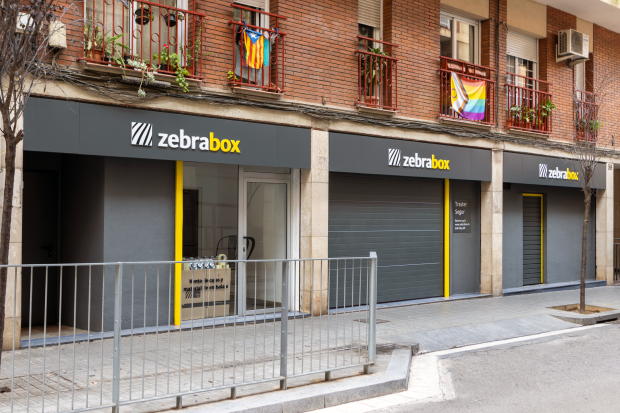 /sites/zebrabox.es/files/styles/location_tab_tile/public/2024-11/zebrabox-sants-1.png?h=c95bc20e&itok=ciOEyuCC